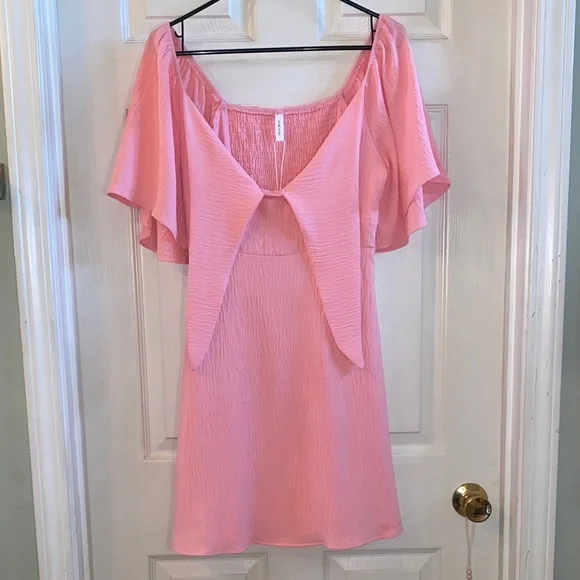 Pink Flutter Sleeve Dress NWTs - Picture 2 of 13